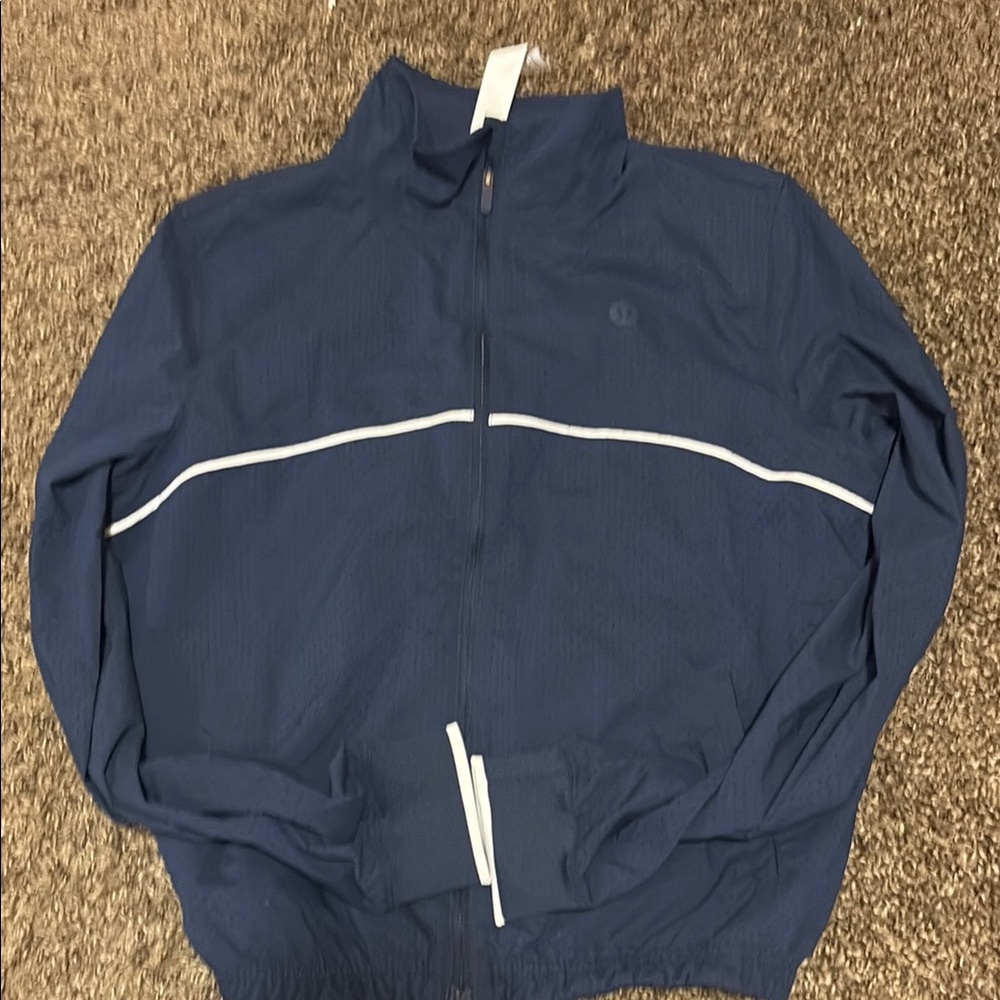 lululemon athletica Men's Deep Blue Windbreaker